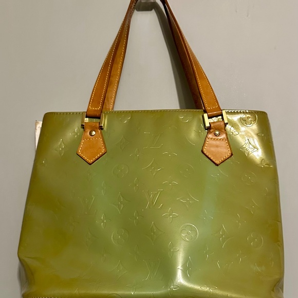Beautiful Genuine Louis Vuitton bag Green Coated Leather - Picture 6 of 7